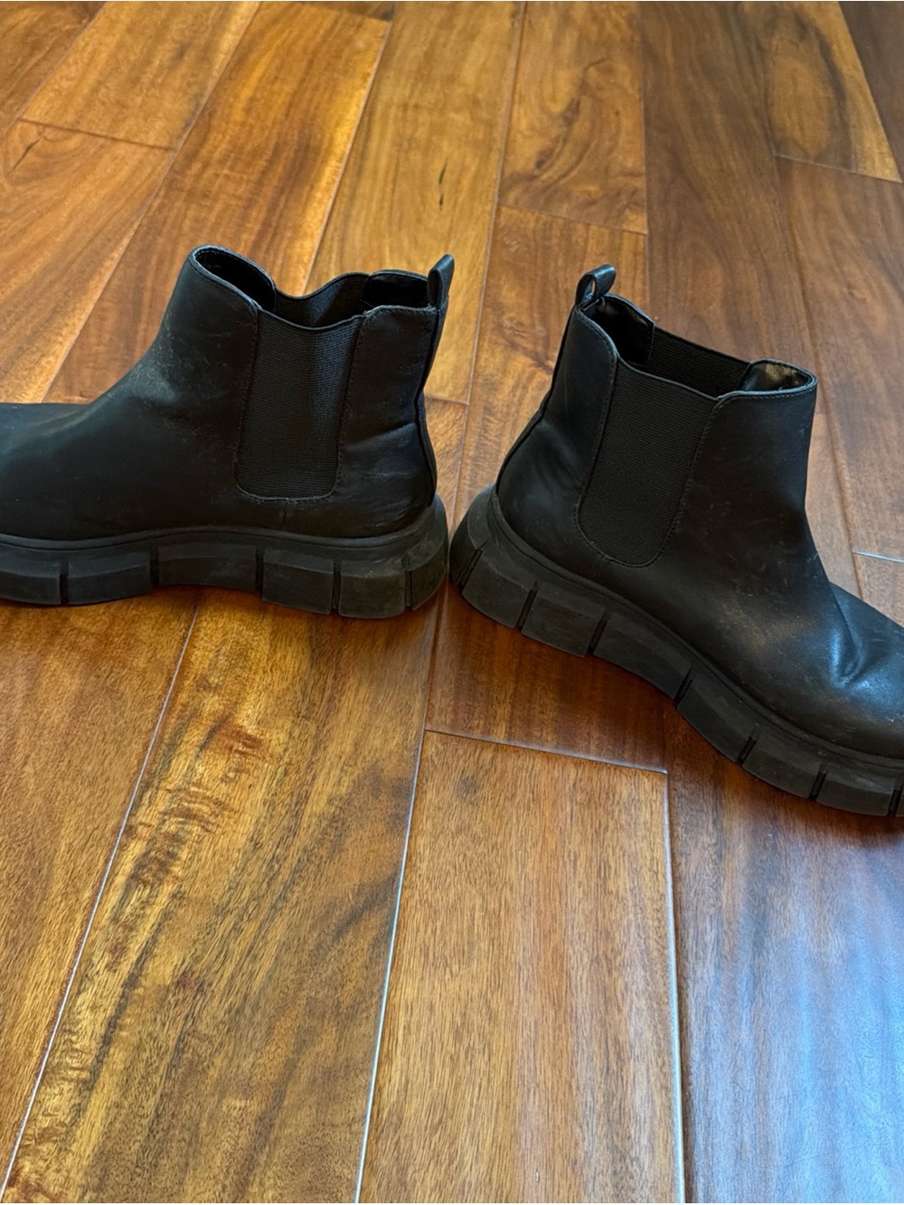 BP Women Black Round Toe Pull On Ankle Chelsea Boots Size 8M - Picture 3 of 7